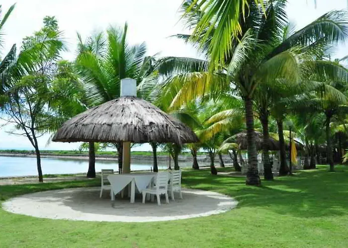 リゾート Cordova Reef Village
