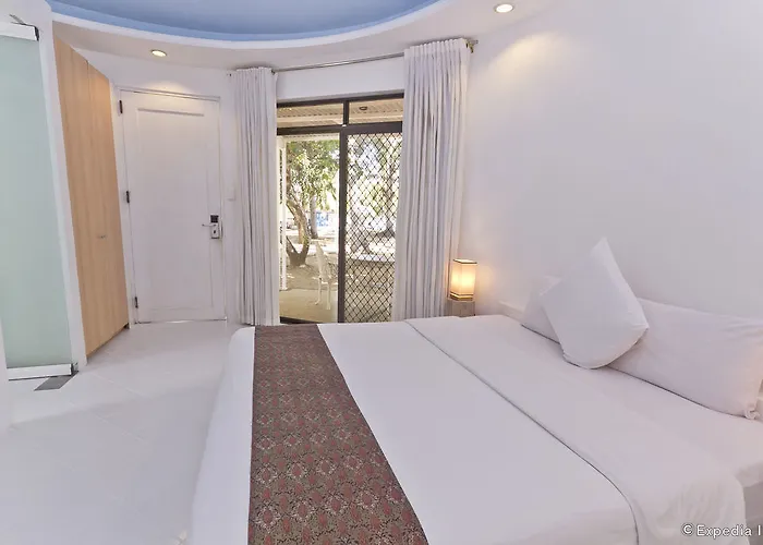 Cordova Reef Village 4*